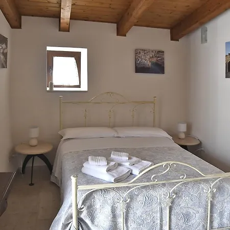 Wepuglia - Canto Dei Grilli *