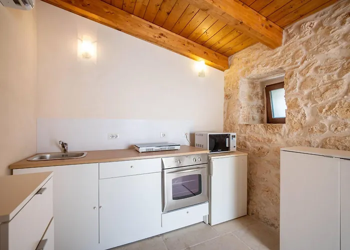 Wepuglia - Canto Dei Grilli *